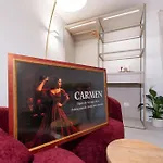 Opera Boutique Πανσιόν Βερόνα